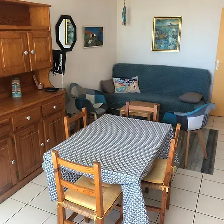 F2 En Front De A 公寓