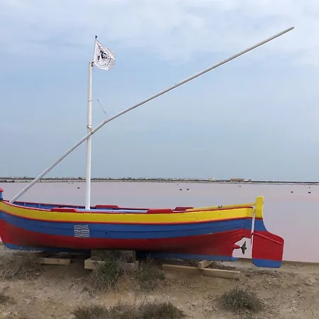 公寓 F2 En Front De A *